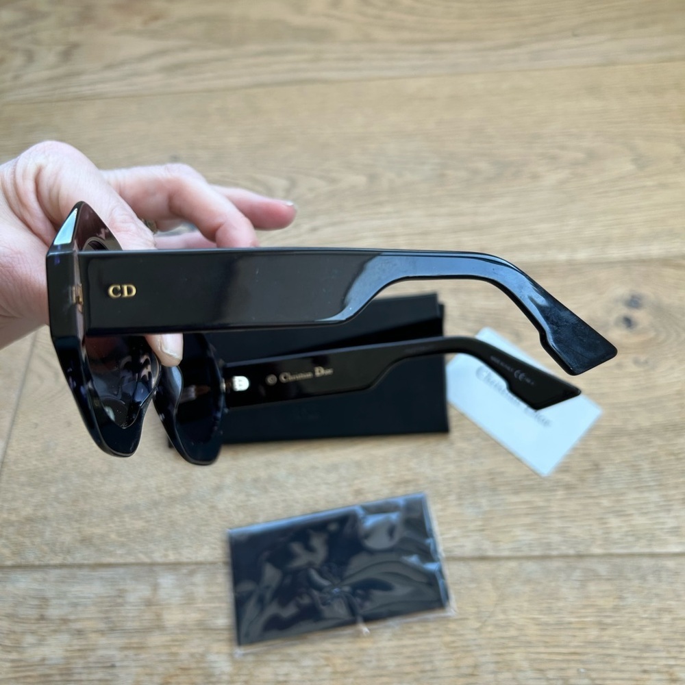 Dior Spirit Sunglasses - Picture 7 of 11